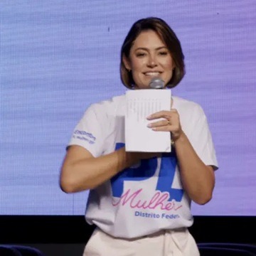 Após deixar o PL Mulher, Michelle lança o movimento “Imparáveis”