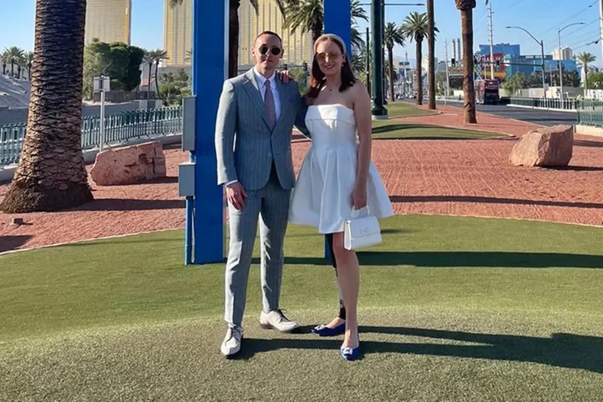 Casal desafia o destino após vencer o câncer duas vezes e emociona com história de amor
