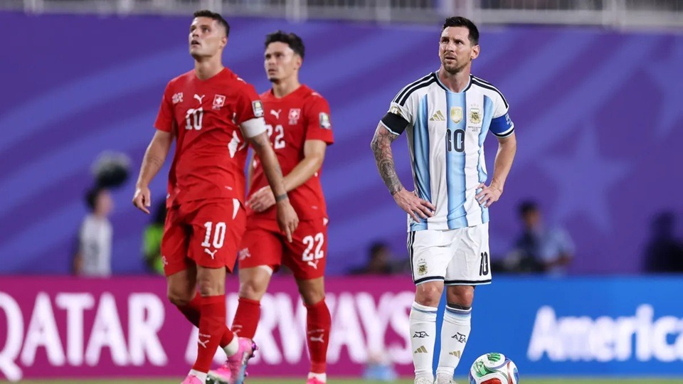 "Não me desrespeite": o que disse Messi para o árbitro em Argentina x Suíça