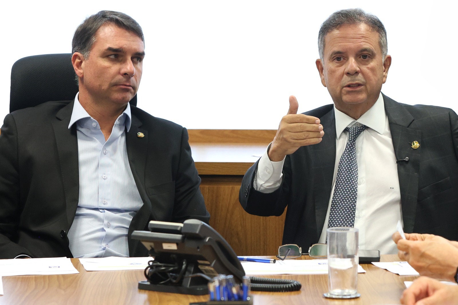 Rogério Marinho critica Moraes por proibir visita de Flávio a Bolsonaro: “Medida arbitrária”
