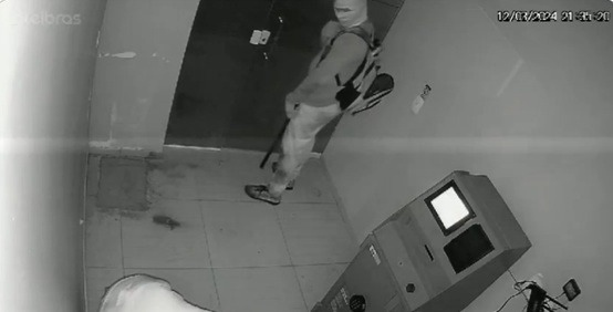 VÍDEO: Foragido investigado por integrar quadrilha que “estourava” cofres de postos é preso no RN