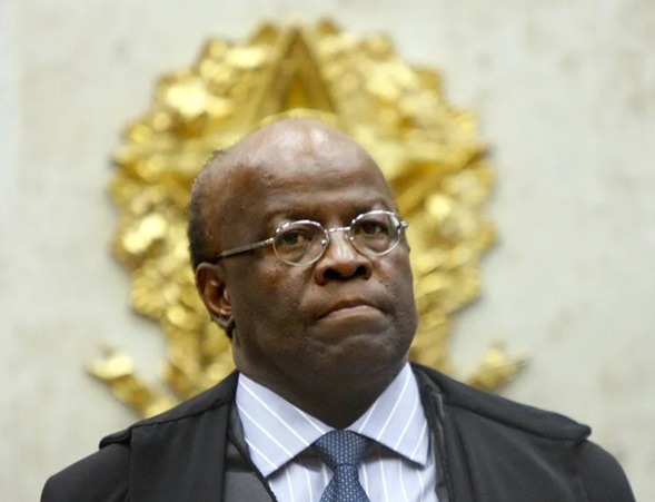 Ex-ministro do STF Joaquim Barbosa desiste da pré-candidatura à Presidência pelo partido Democracia Cristã (DC)