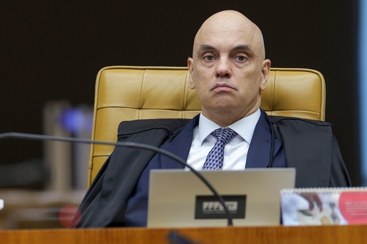 Moraes arquiva investigação contra Bolsonaro no inquérito da “Abin Paralela”