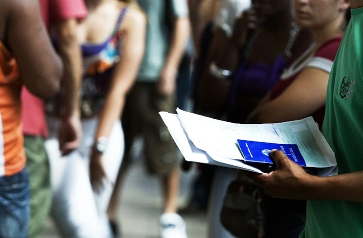 RN amarga o 2º pior saldo de empregos do Brasil e cria só 716 vagas em 2026