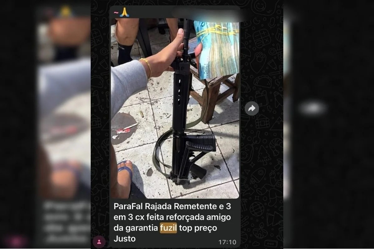 "Garantia e preço top": Facções usam grupos de WhatsApp para negociar armas, drogas e veículos roubados 