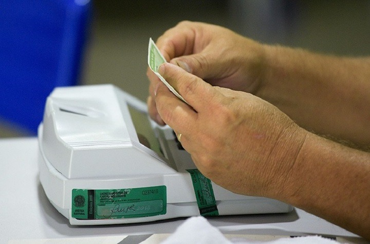 Dois últimos eleitores irão acompanhar impressão de boletim de urna nas Eleições 2026
