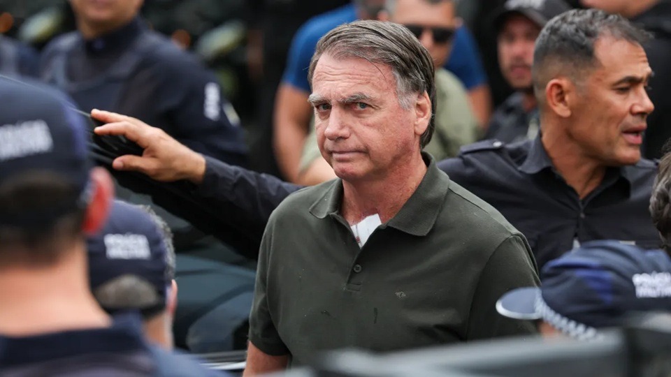 PGR pede ao STF manutenção das restrições de visitas e atividades políticas de Bolsonaro