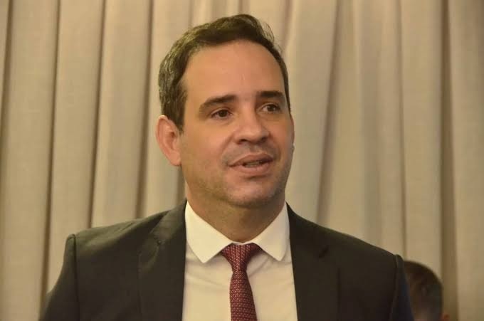 Campanha de Cadu desafia MPE e diz que não abrirá mão de associar nome do candidato do presidente Lula