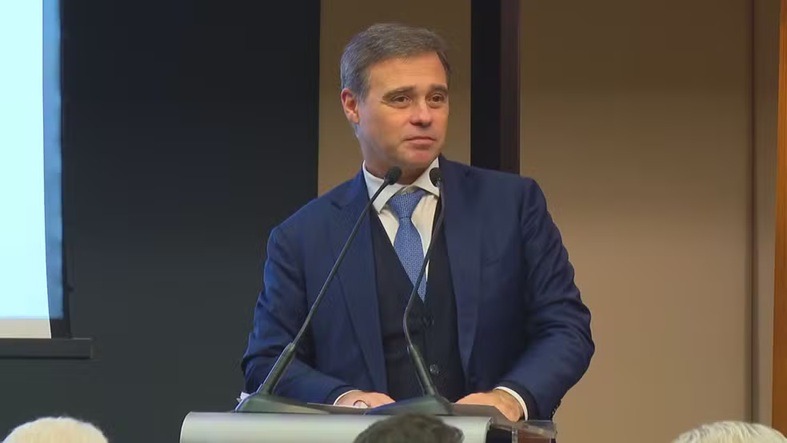 Mendonça manda PF investigar vazamento no caso Lulinha