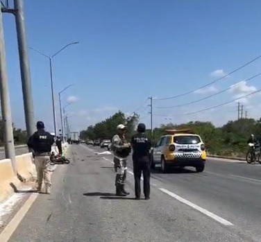 Colisão entre motocicleta e caminhão deixa um morto e outro ferido em Mossoró