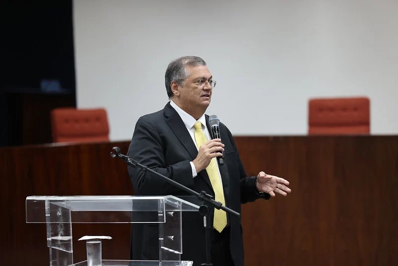 Dino autoriza PF acessar dados da produtora de “Dark Horse”