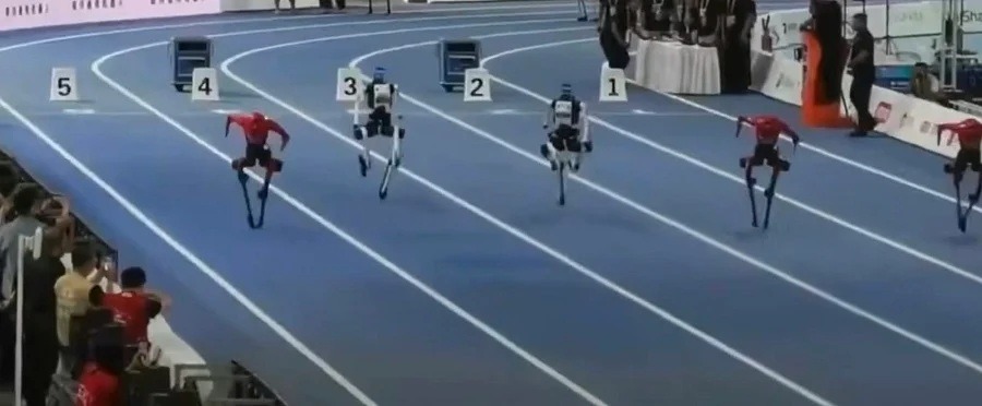 VÍDEO: Robô corre 100 metros em menos de 9 segundos e quebra recordes na China