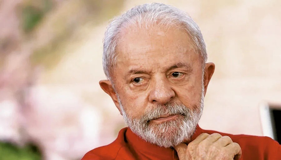 Lula decide endurecer o tom em torno do caso de Lulinha