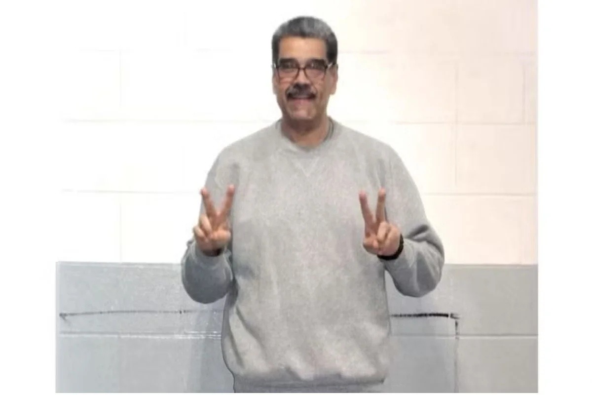 Perfil de Maduro publica fotos da prisão e diz: “Permaneço firme”