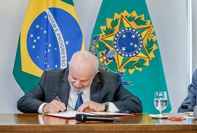 Lula sanciona lei que pode retirar até R$ 16,6 bilhões da saúde e educação no Orçamento 2027