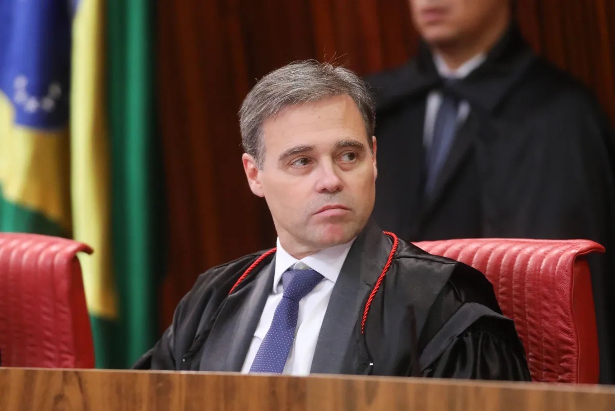 Mendonça pede à PGR informações sobre mensagem de Vorcaro a Moraes que cita "proteção" de Gonet e Andrei