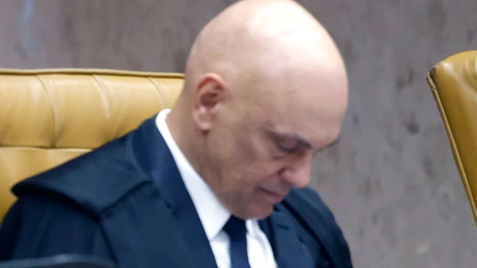 André Mendonça quer levar ao plenário relatório que liga Alexandre de Moraes ao dono do Banco Master