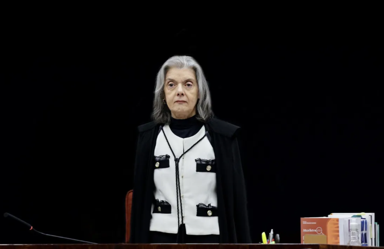 Considerada fiel da balança em disputa entre Moraes e Mendonça no STF, Cármen Lúcia diz ver erros de ambos e...