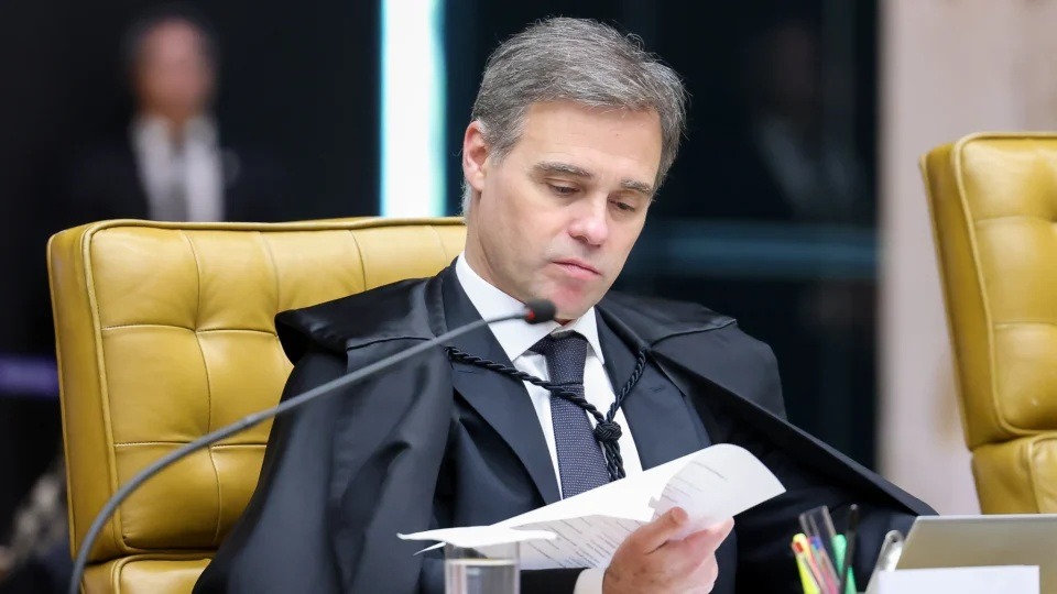 Dark Horse: Mendonça homologa delação de empresário ligado a fundo dos EUA