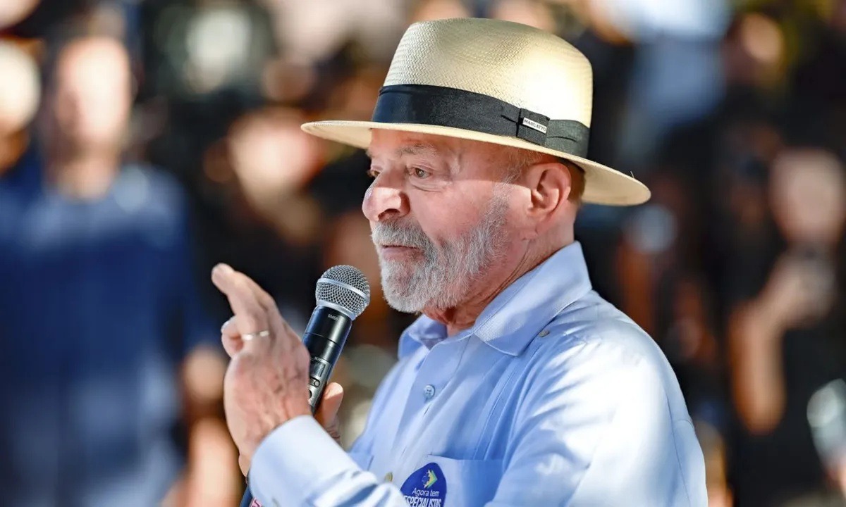 Lula é desaprovado por 53,6% dos eleitores e aprovado por 45,4%, diz pesquisa Atlas/Bloomberg