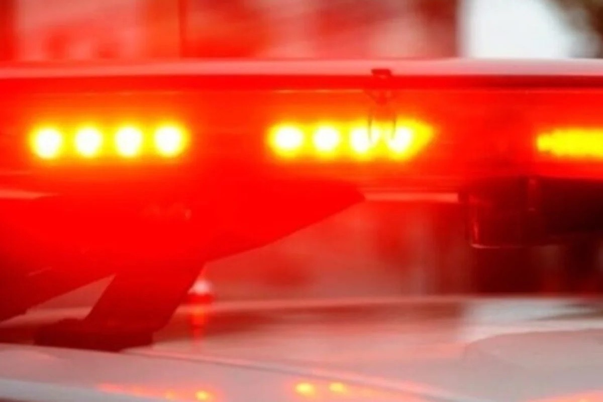 Menino de 12 anos é morto a tiros dentro de casa e suspeito morre em confronto com a polícia