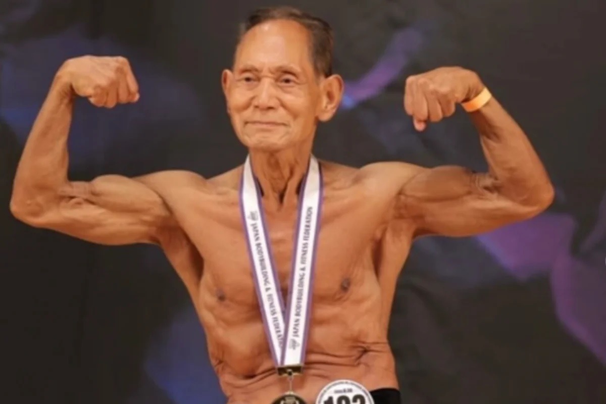 Aos 90, homem vence campeonato de fisiculturismo e mira novos recordes