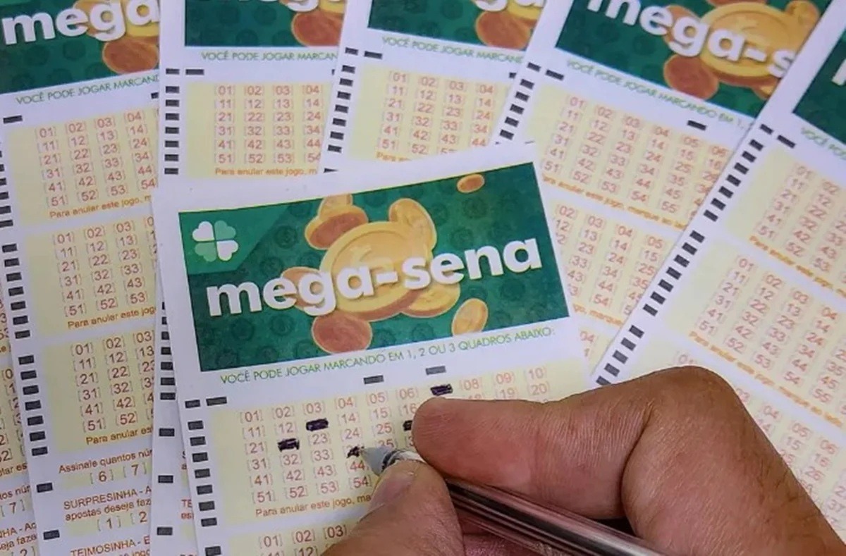 Mega-Sena acumula, e prêmio vai a R$ 45 milhões; veja resultado