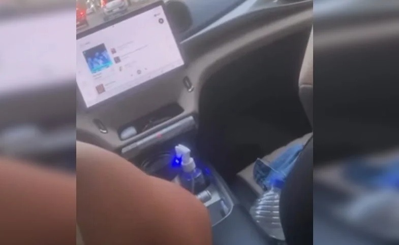 [VÍDEO] Motorista de app e passageira vão parar na delegacia após bate-boca e agressões durante corrida