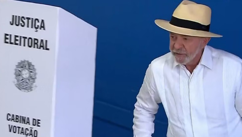 Lula vota no ABC Paulista