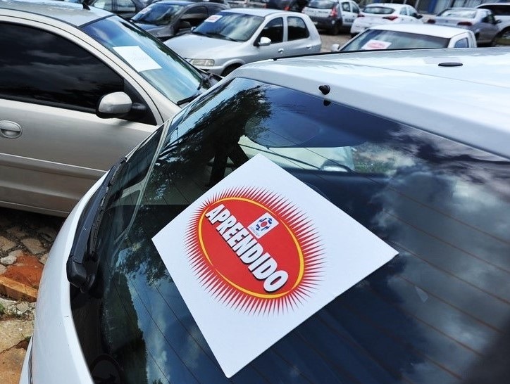 Detran-RN anuncia leilão com BMW, Hilux, Compass e mais de 100 veículos