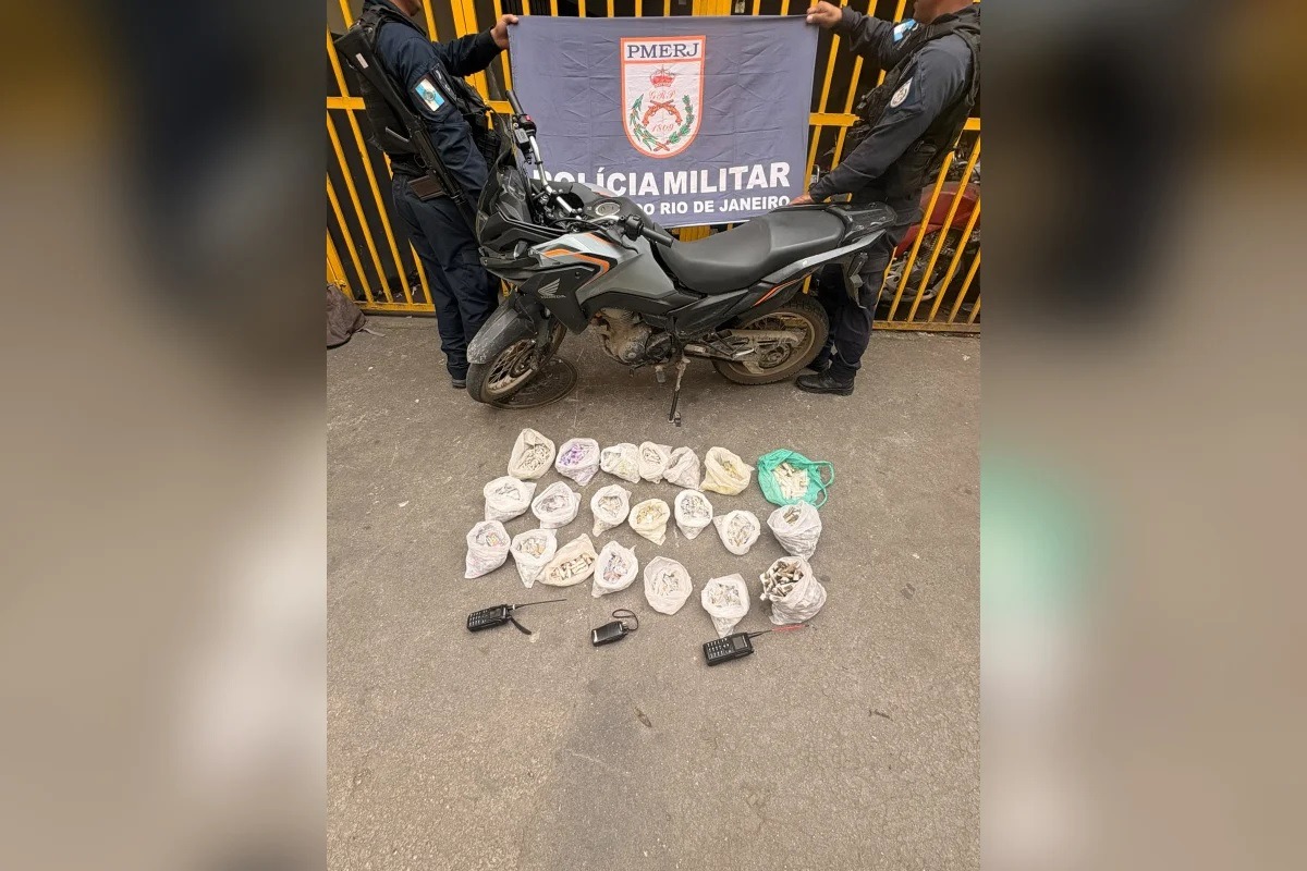 Militar da Marinha é achado amarrado após ser agredido por traficantes