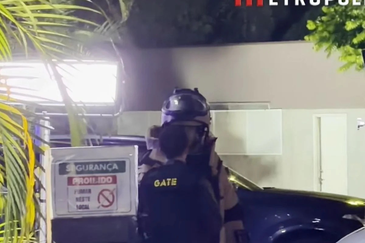 PM é acionada por suspeita de bomba na região do debate entre Lula e Flávio