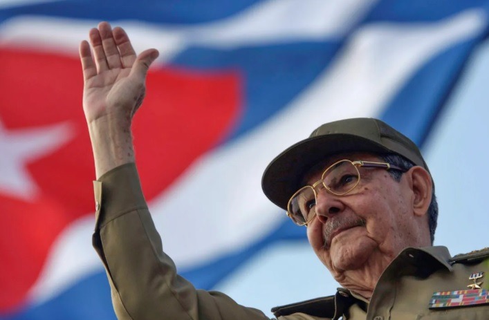 Justiça dos EUA emite ordem de prisão contra o ex-ditador cubano Raúl Castro