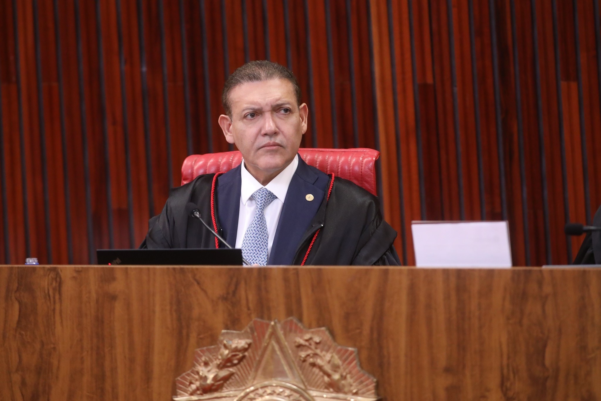 TSE discute proposta para restringir canais políticos no WhatsApp a 48 horas da eleição