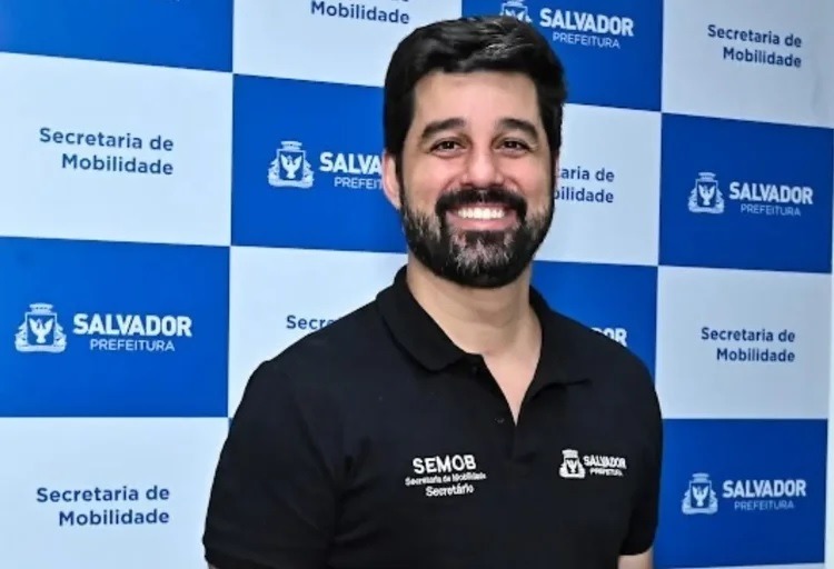 Justiça Eleitoral manda prender secretário de Salvador por retenção de ônibus