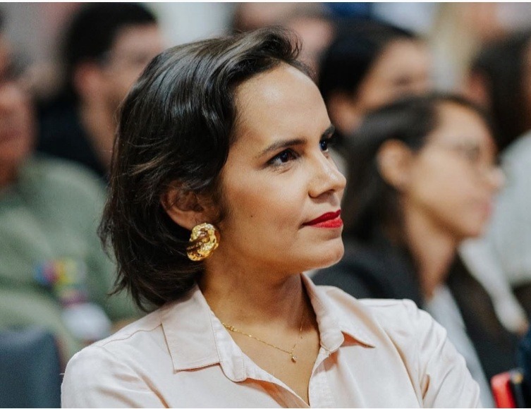 Morre em Natal a jornalista Valéria Araújo, aos 40 anos
