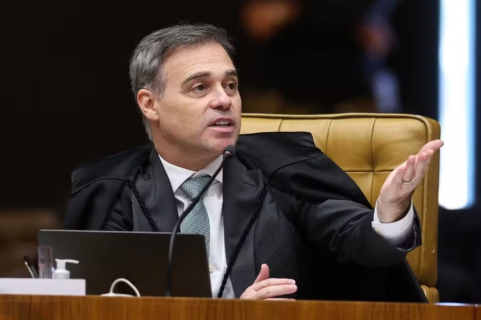 Mendonça volta a chefiar investigação do roubo no INSS e envolvimento de Lulinha