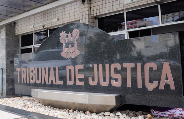 Solidariedade vai à Justiça para Fátima pagar atrasados com recursos em caixa