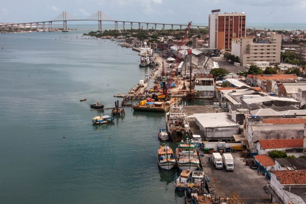 Receita Federal encontra vestígios de drogas em contêineres no Porto de Natal