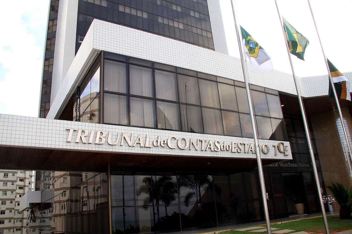Conselheiros do TCE-RN aprovam aumento dos próprios salários para R$ 35,4 mil