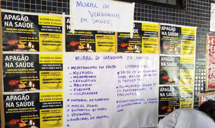 Servidores da saúde protestam no Walfredo Gurgel e cobram reunião com Fátima