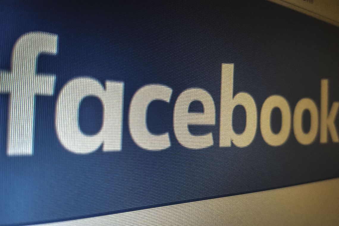 Milhões de dados de usuários do Facebook são expostos na internet