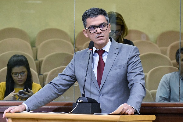 Deputado diz que governo Fátima é "mais uma farsa do petismo em solo potiguar"