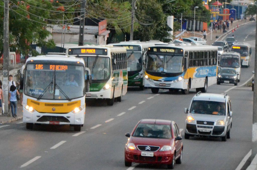 Passagem de ônibus em Natal será de R$ 4,00 para quem pagar em dinheiro
