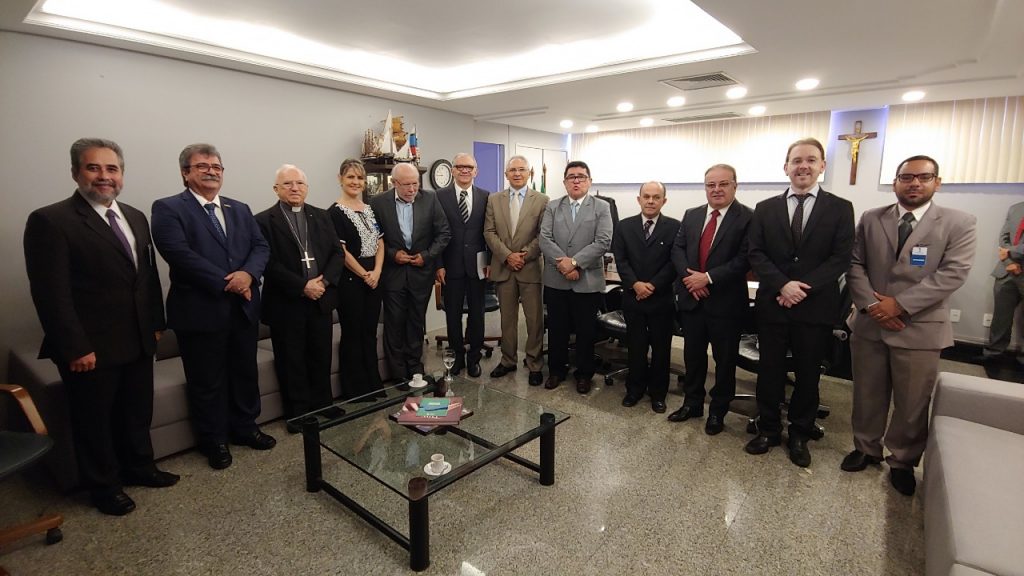 Presidente do Sistema FIERN recebe homenagem do TJ pelo Programa Novos Rumos