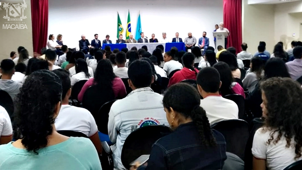 Prefeito discute instalação de APAC em Macaíba
