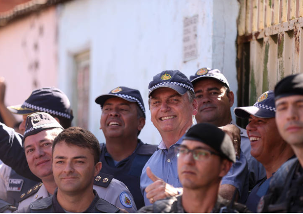 Acordo: Bancada da Bala consegue regras mais brandas para policiais na reforma