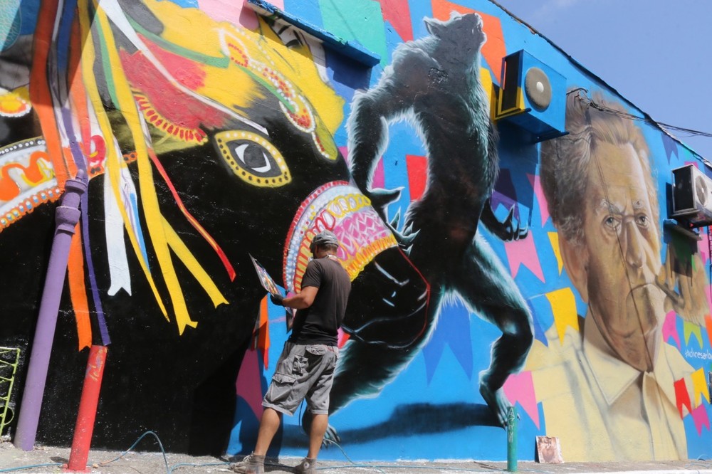 Prefeitura do Natal contrata grafiteiros para revitalizar espaço em Areia Preta