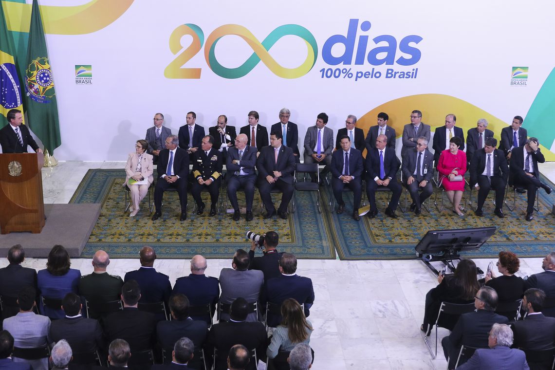 Governo Bolsonaro lista 47 ações realizadas em 200 dias de gestão; confira
