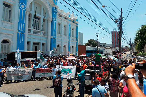 Prefeitura de Natal não poderá descontar remuneração de grevistas, assegura TJRN